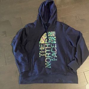 The Northface Women’s Sweatshirt